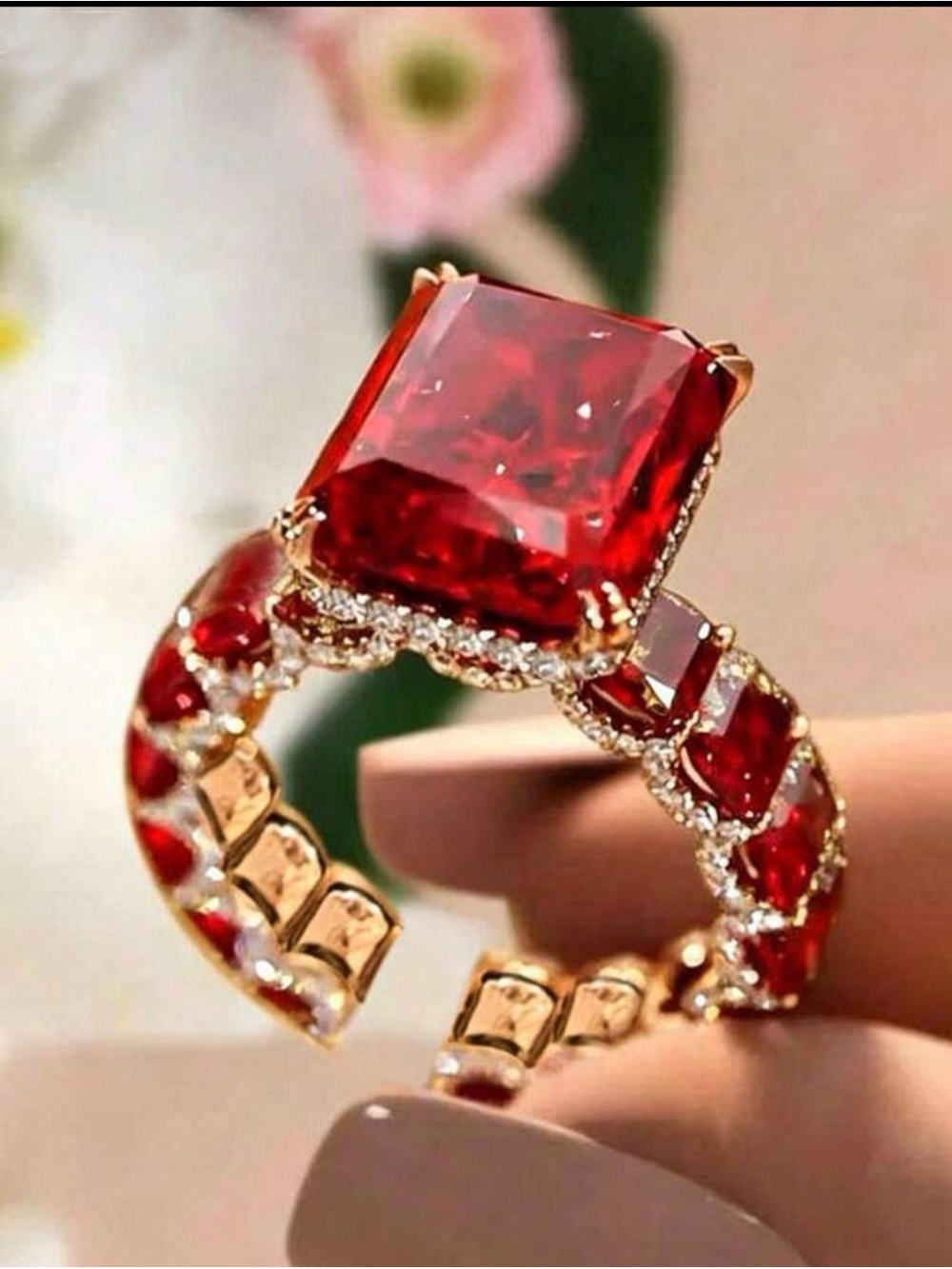 New Arrivals! Elegant Gold Ring with Large Red Gemstone
